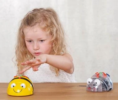 TTS Bee-Bot Roboter (130 X 99 X 70 Mm) – Bild 3