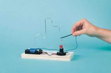 OPITEC Geschicklichkeitsspiel (Easy-Line) – Bild 3